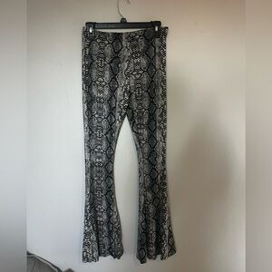 Earthbound Flares in snakeskin print